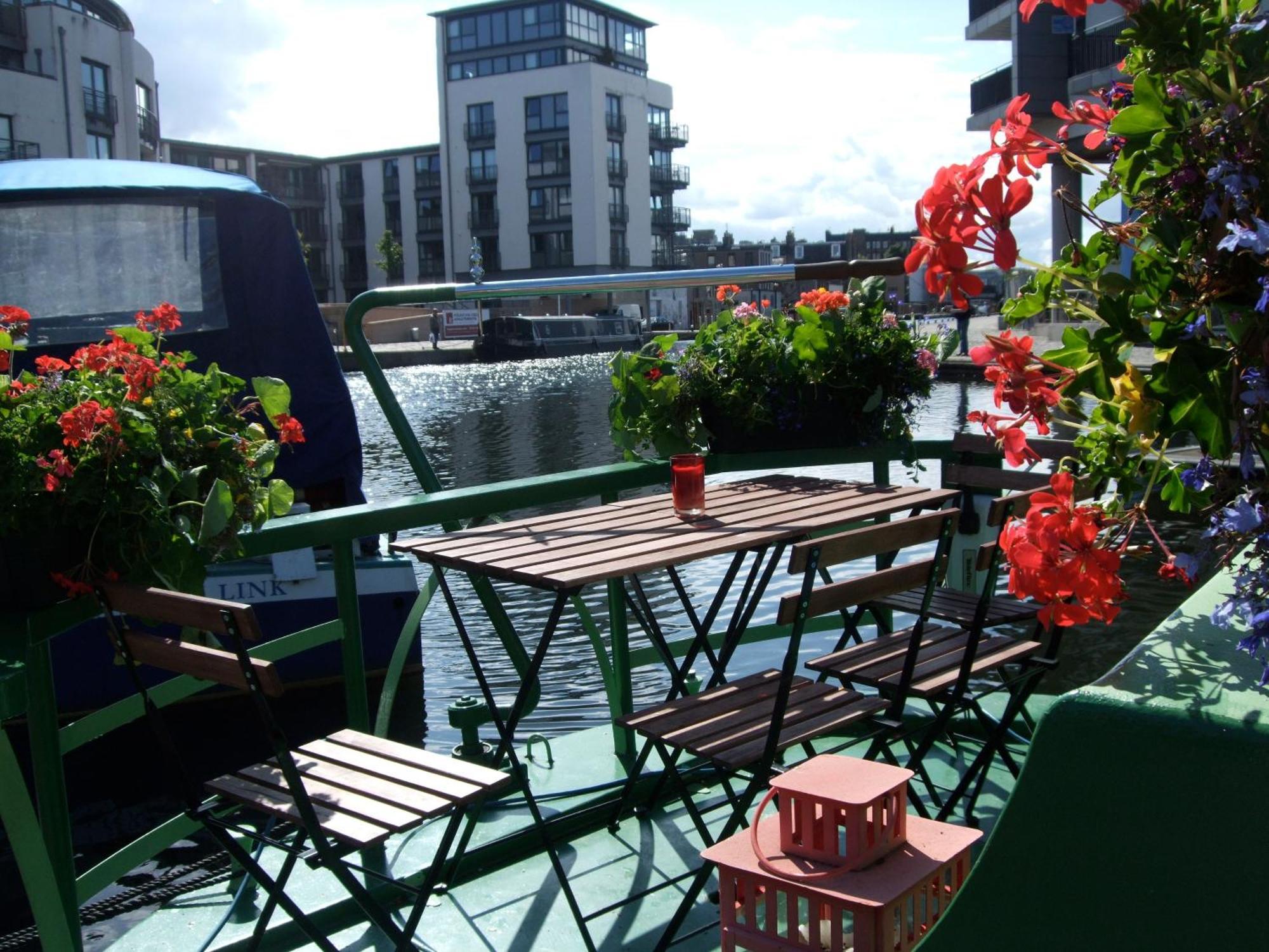 Edinburgh - Houseboats Hotell Exteriör bild
