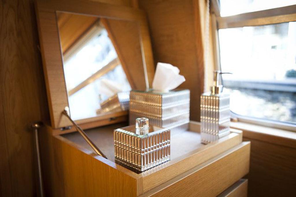 Edinburgh - Houseboats Hotell Exteriör bild